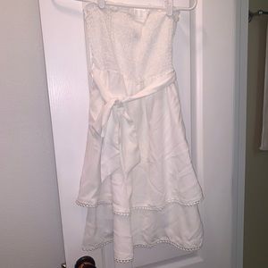 White strapless dress